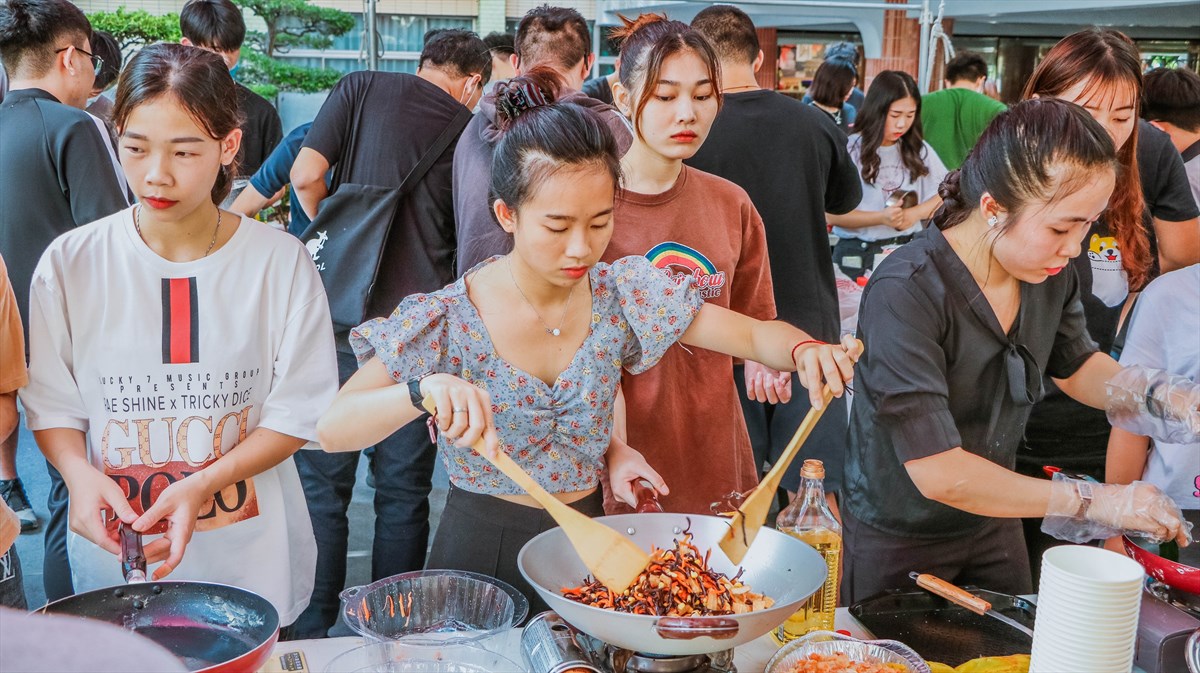 03.KSU Korean Culture Week Offers Exotic Cuisine