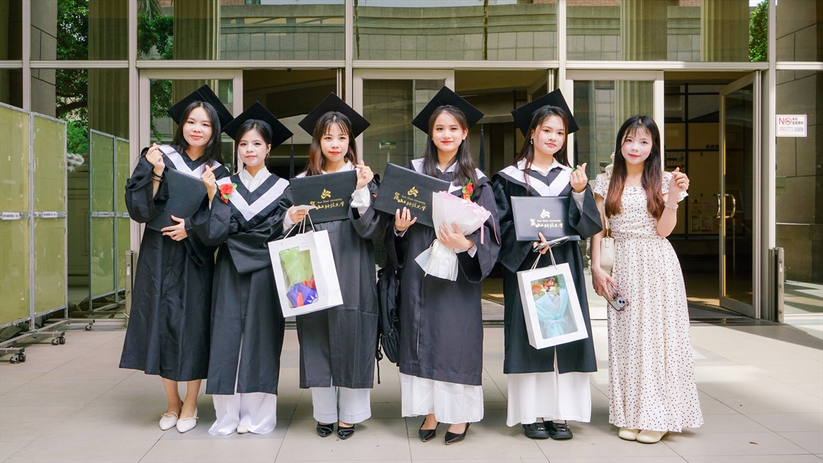 25.Presidential Blessings and Star Performance Highlight KSU’s 2026 Commencement as Over 2,200 Graduates Begin New Chapter