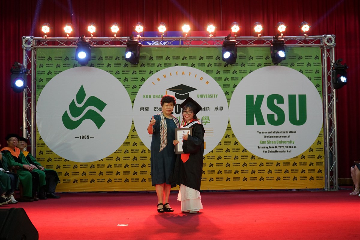 04.KSU Commencement Honors 2,200 Graduates with President Lai’s Message and a Special Musical Performance